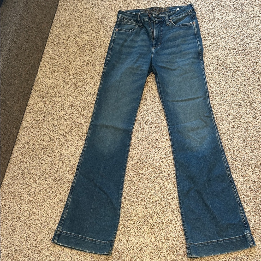 Wrangler Women's Flare Jeans in Deep Blue